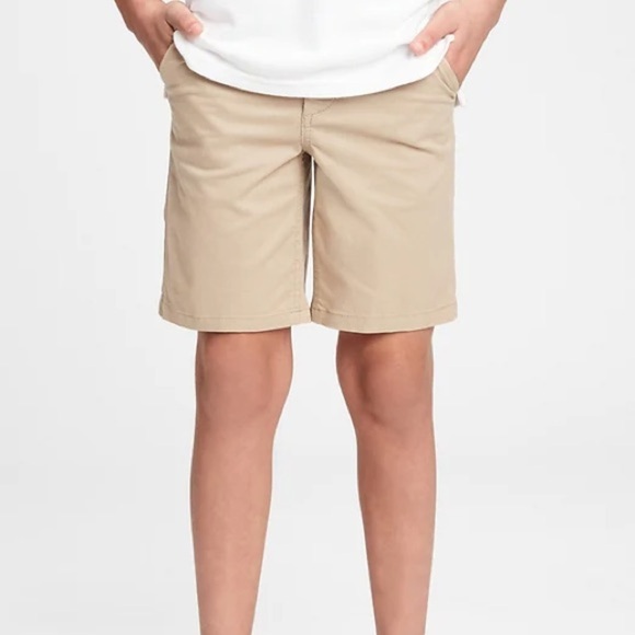 GAP- NWT Boys Khaki Shorts size 12 - Picture 1 of 14